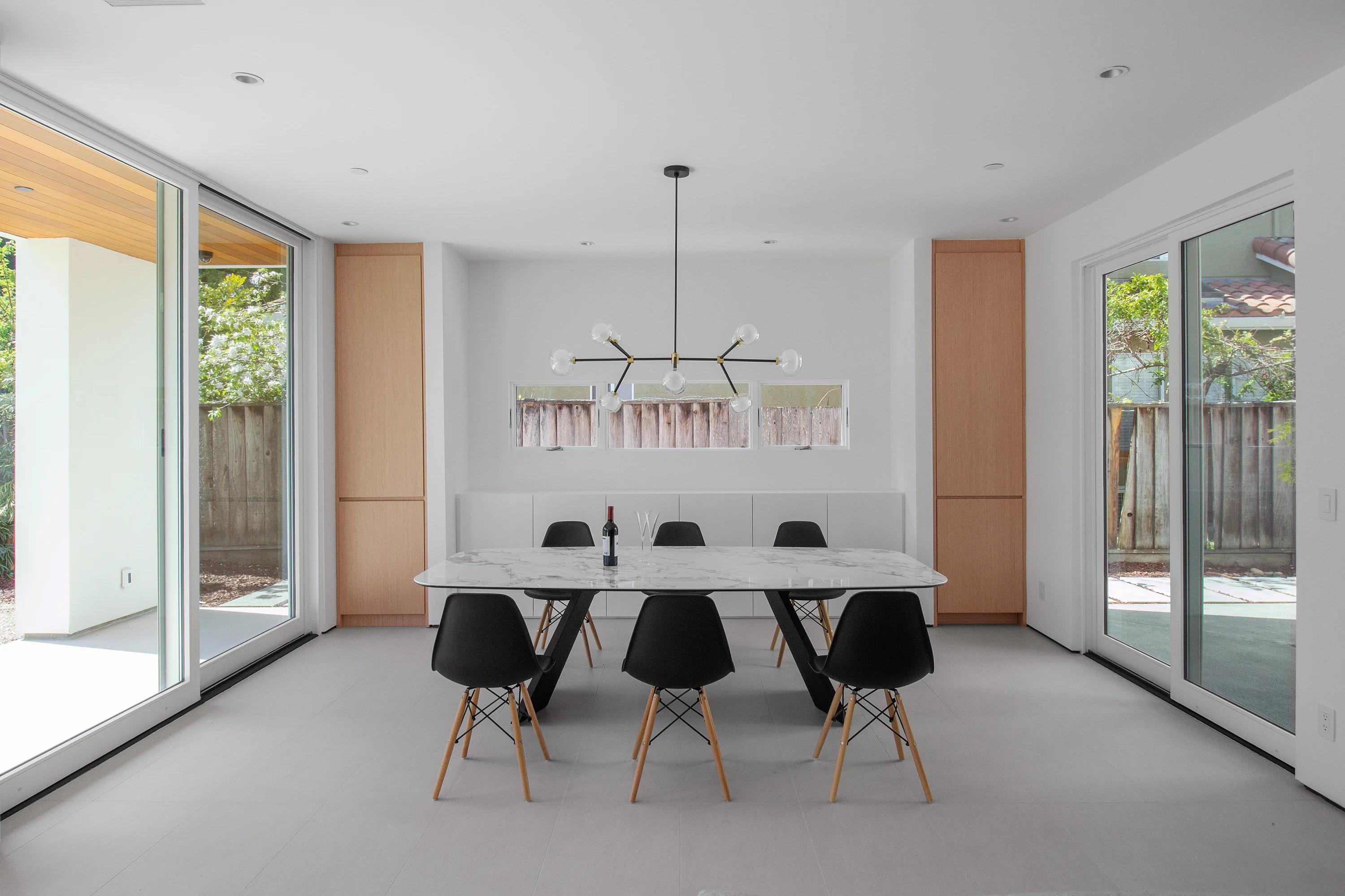 Dining area with views toward the central courtyard